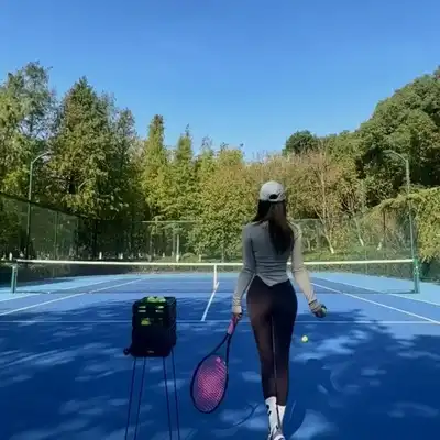 贾玲俊